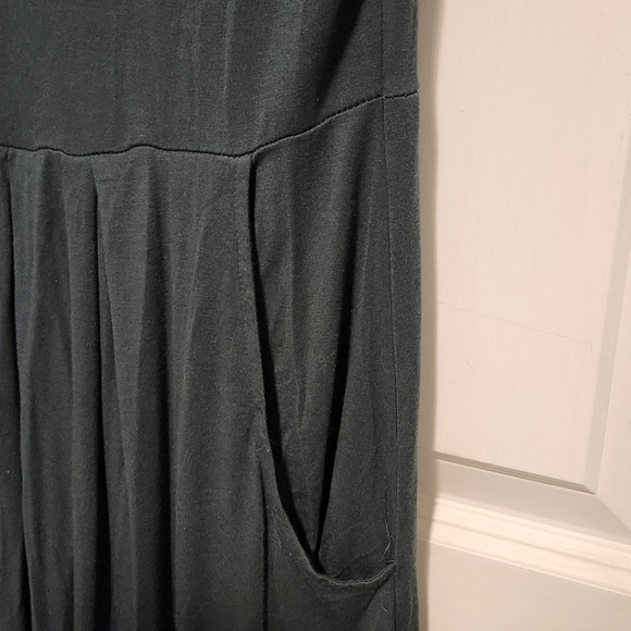 Green short sleeve dress large with pockets - Picture 3 of 3